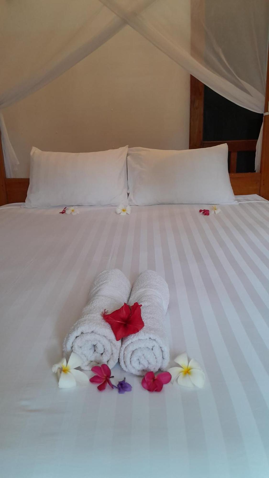 We'Be Cottages Gili Meno Luaran gambar