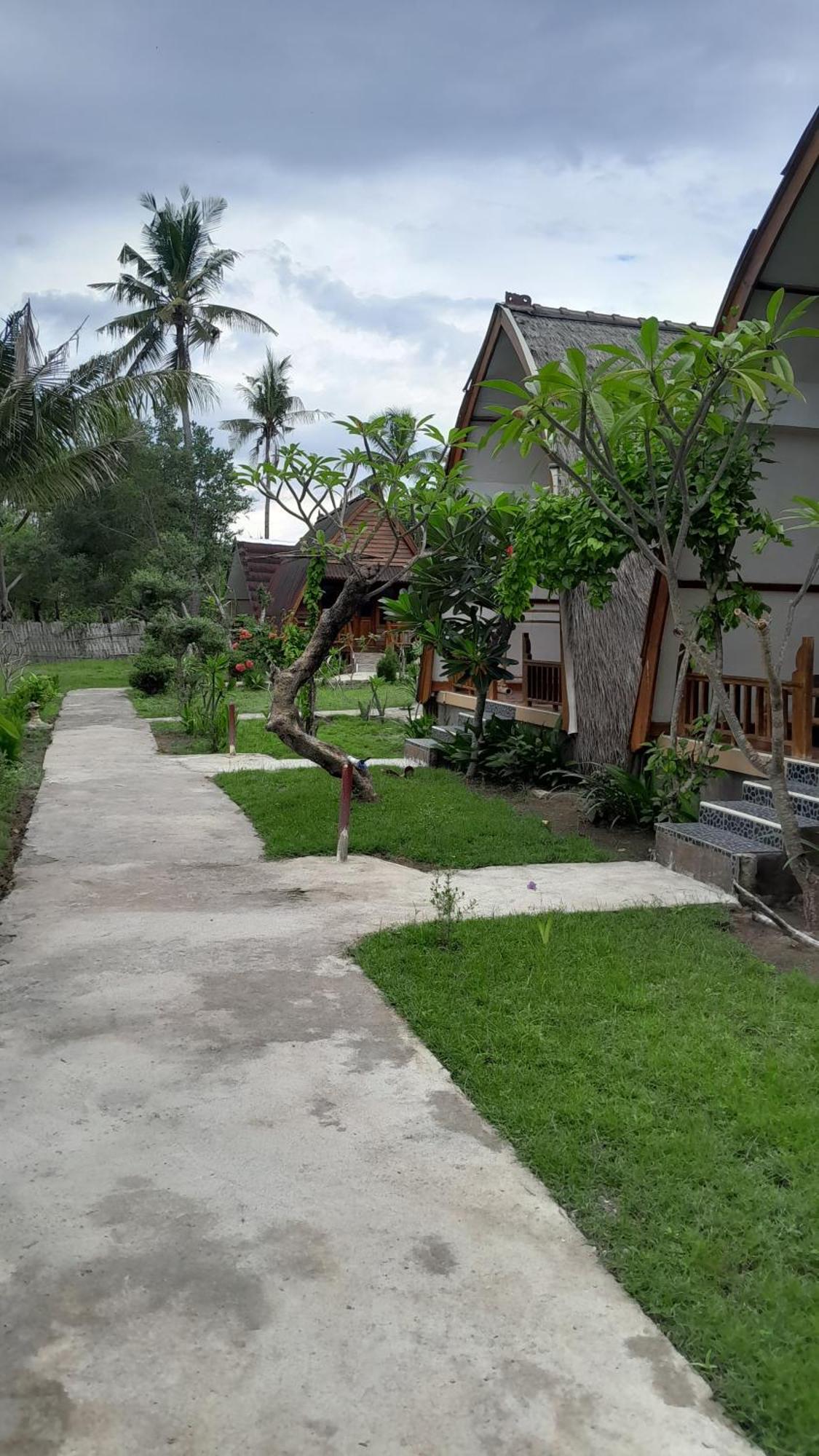 We'Be Cottages Gili Meno Bilik gambar