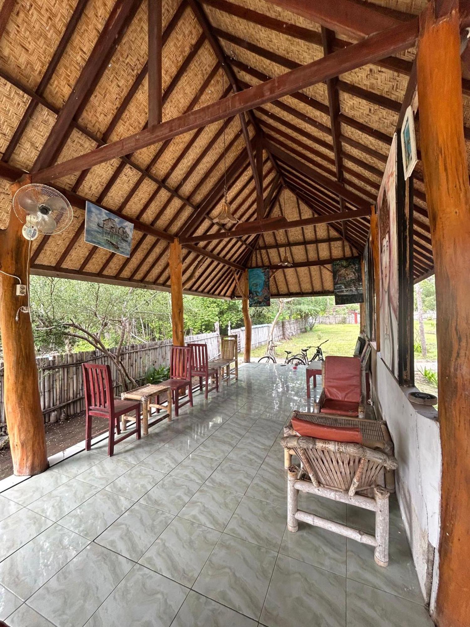 We'Be Cottages Gili Meno Luaran gambar