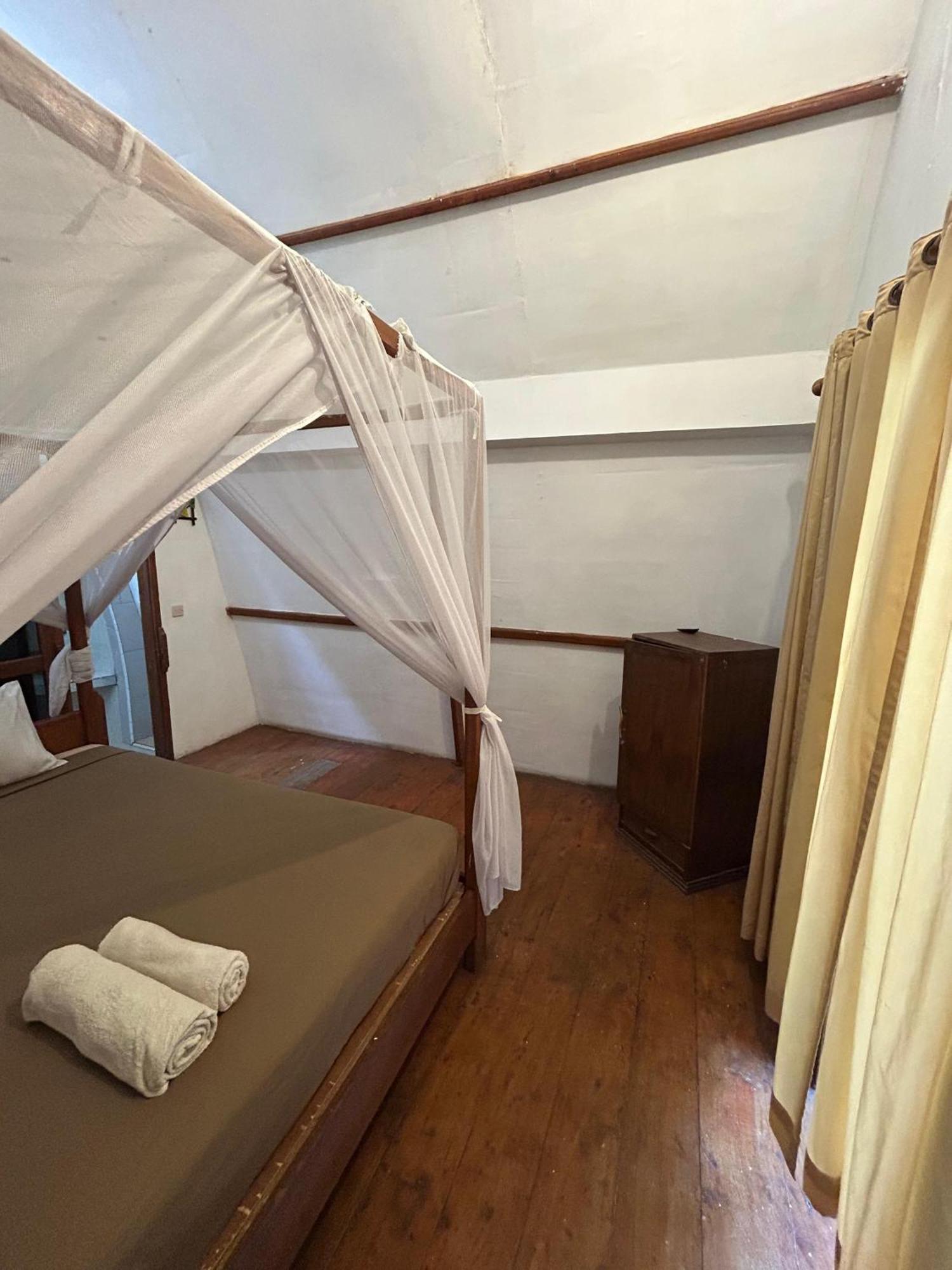We'Be Cottages Gili Meno Luaran gambar